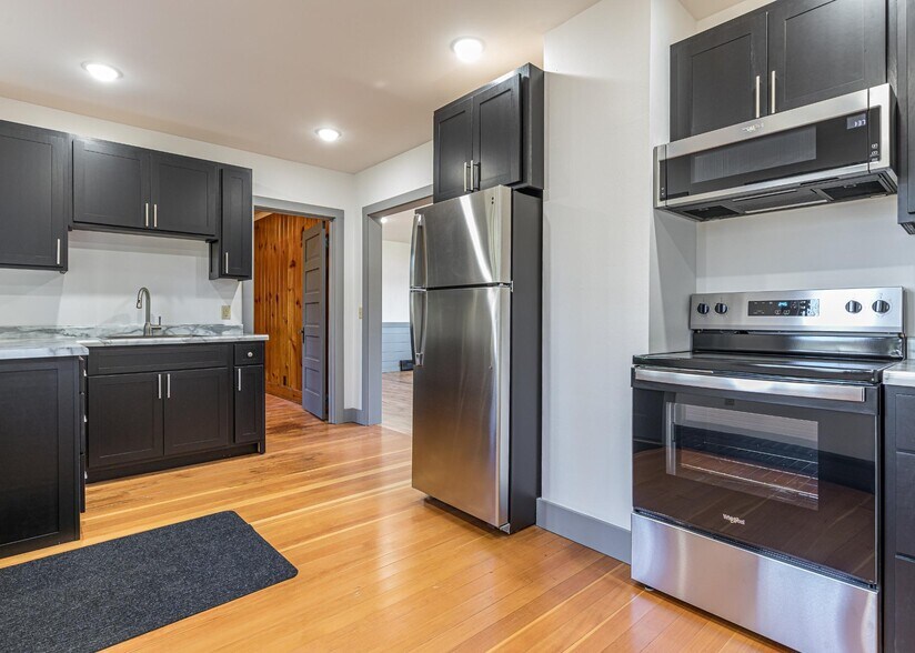 More Photos Of 7601 US Highway 51, Minocqua Office For Sale