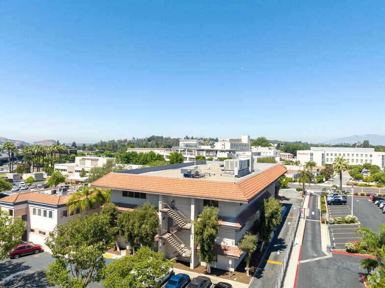 More Photos Of 1818 N Orange Grove Ave, Pomona Medical For Lease