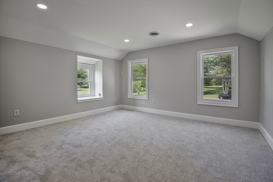 More Photos Of 5716 Dun Horse Ln, Derwood Religious Facility For Sale