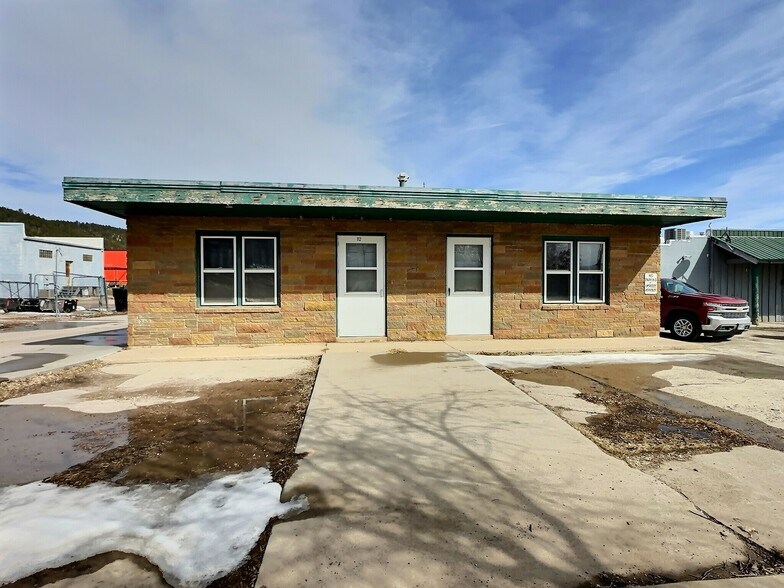 More Photos Of 203 E Cleveland St, Sundance Storefront Retail Office For Sale