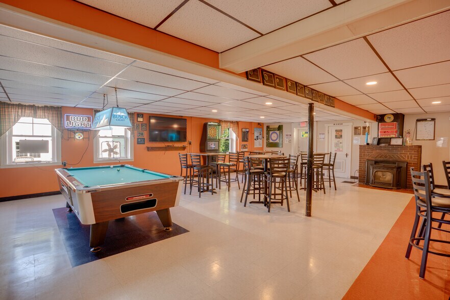 More Photos Of 236 N Main St, Milroy General Retail For Sale