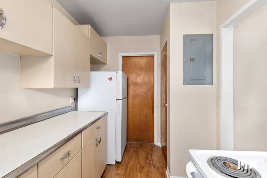 More Photos Of 1731-1733 Oak St, Niles Apartments For Sale