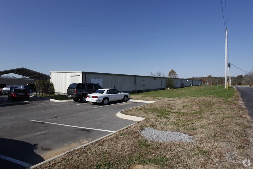 More Photos Of 10945 Lebanon Rd, Mount Juliet Freestanding For Lease
