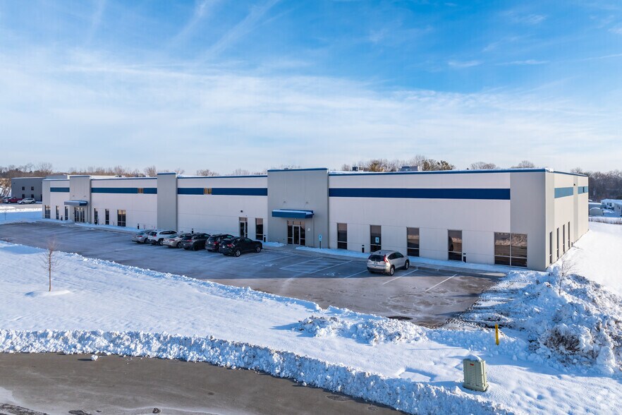 Primary Photo Of N171 W21860 Caymus Ct, Jackson Flex For Lease