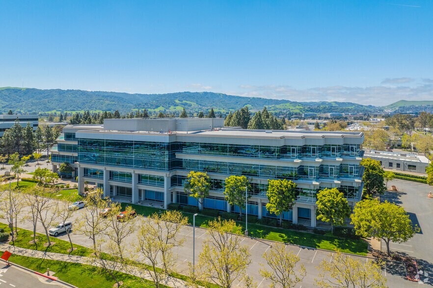 More Photos Of 5050 Hopyard Rd, Pleasanton Office For Sale