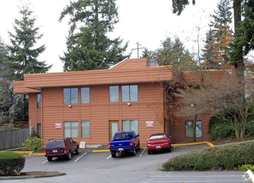 More Photos Of 15511 3rd Ave SW, Burien Office For Lease