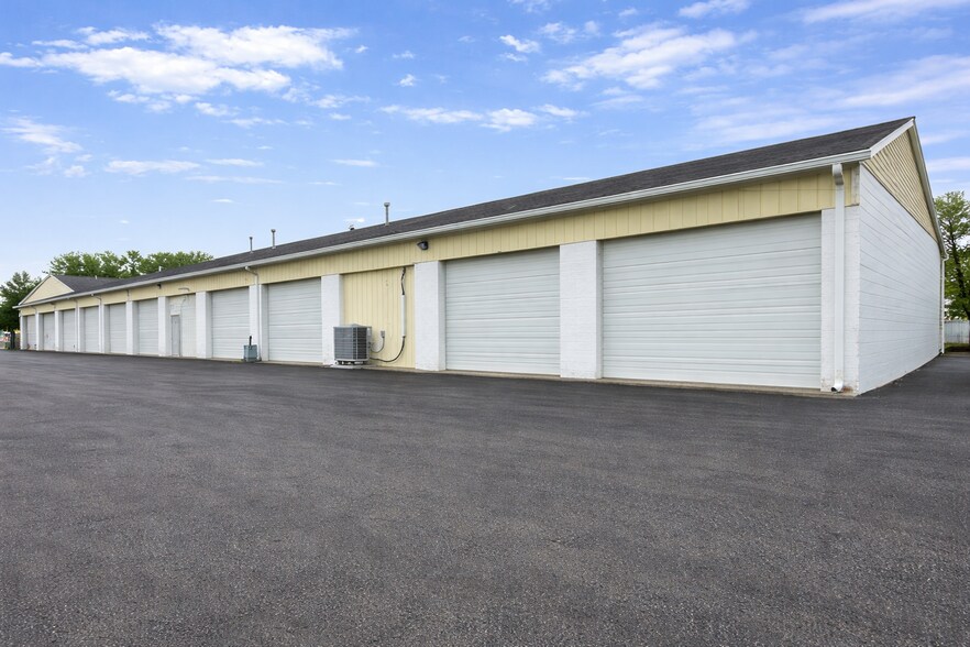More Photos Of 1613 Reed Rd, Pennington Industrial For Lease