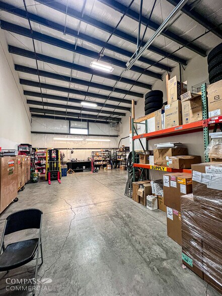 More Photos Of 63004 NE 18th St, Bend Warehouse For Lease