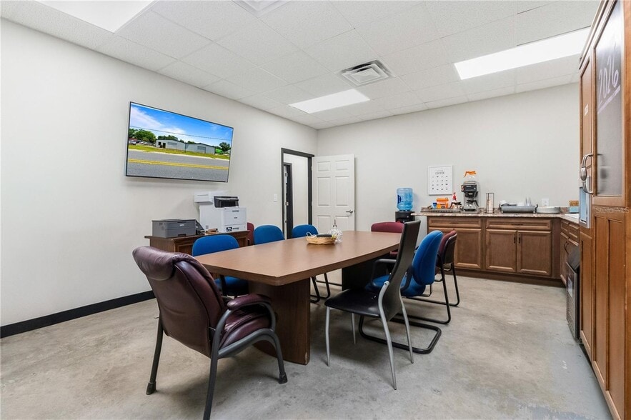 More Photos Of 15617 Old US Highway 441, Tavares Industrial For Lease