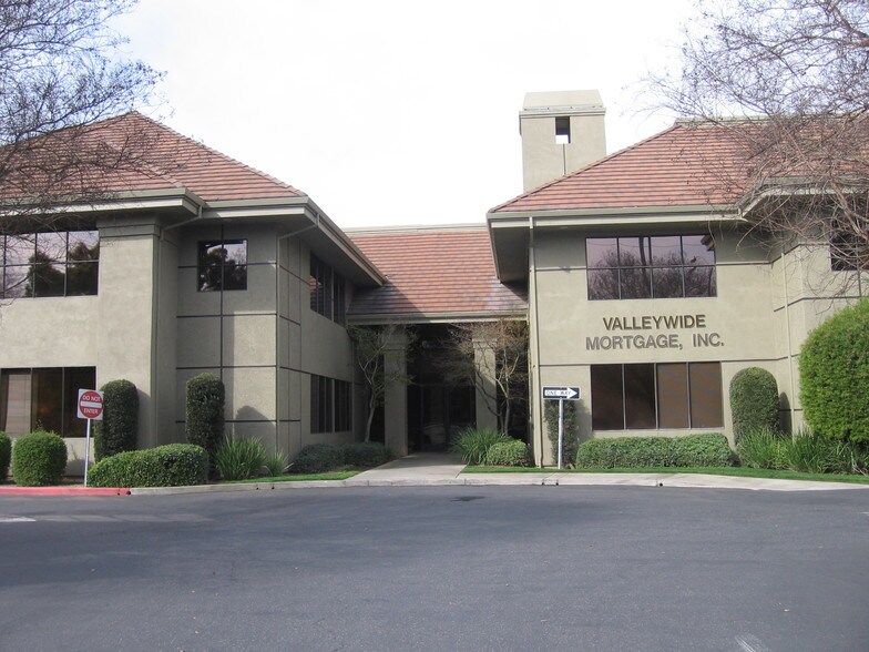 More Photos Of 3425 Coffee Rd, Modesto Office For Lease