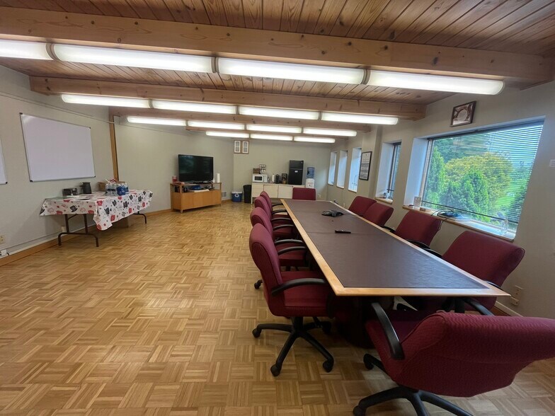 More Photos Of 1153 Flatbush Rd, Kingston Office Residential For Lease