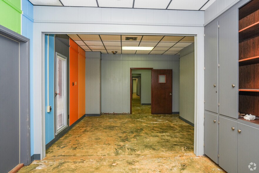 More Photos Of 2830 Breard St, Monroe Office For Sale