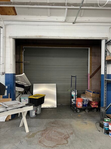More Photos Of 560 W 182nd St, Gardena Manufacturing For Lease