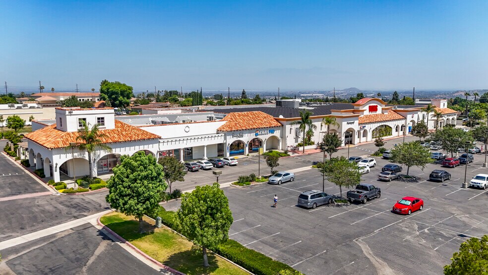 More Photos Of 315-487 Magnolia Ave, Corona Unknown For Lease