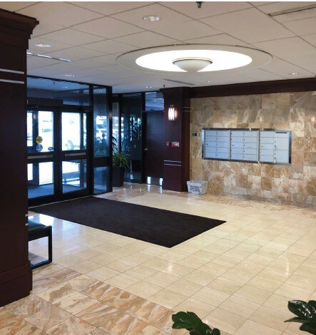 More Photos Of N14W23833 Stone Ridge Dr, Waukesha Office For Lease