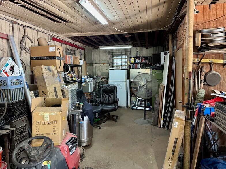 More Photos Of 4200 E 7th Ave, Tampa Light Distribution For Lease