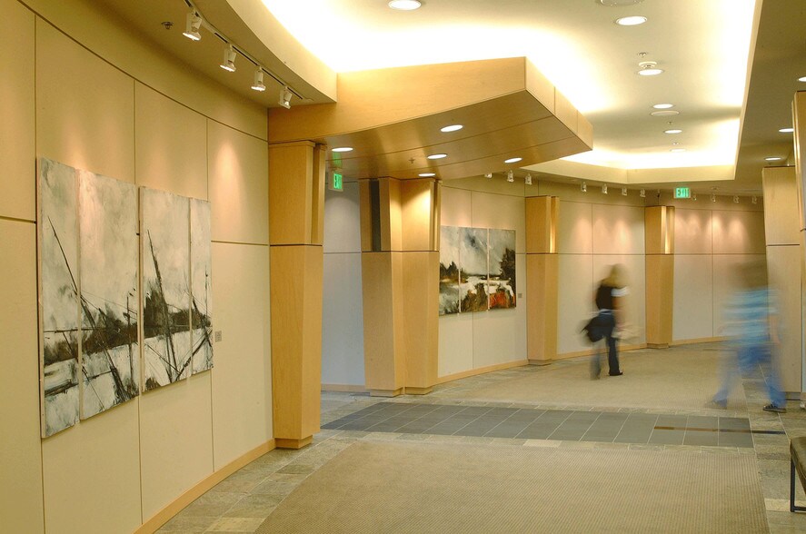 More Photos Of 2219 Rimland Dr, Bellingham Office For Lease