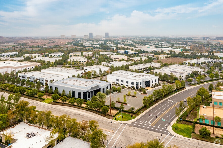 More Photos Of 576-584 Wald, Irvine Office For Lease