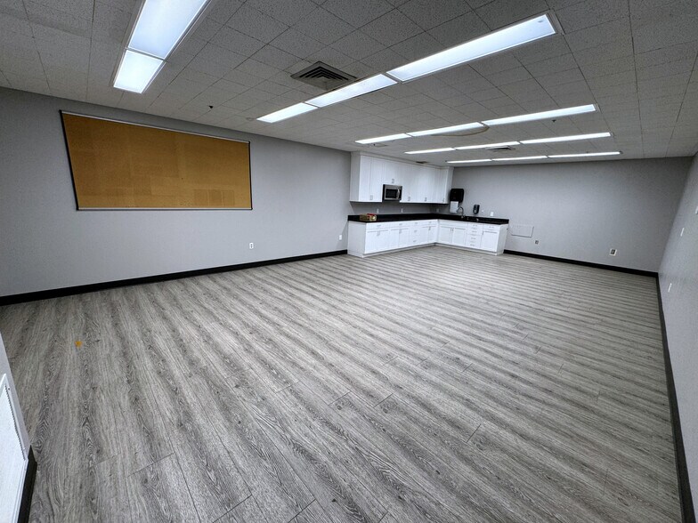More Photos Of 1530 N 1000 W, Logan Warehouse For Lease