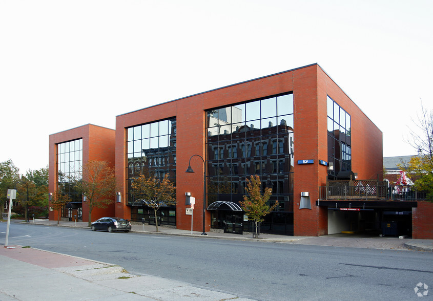 Primary Photo Of 126 College St, Burlington Office For Lease