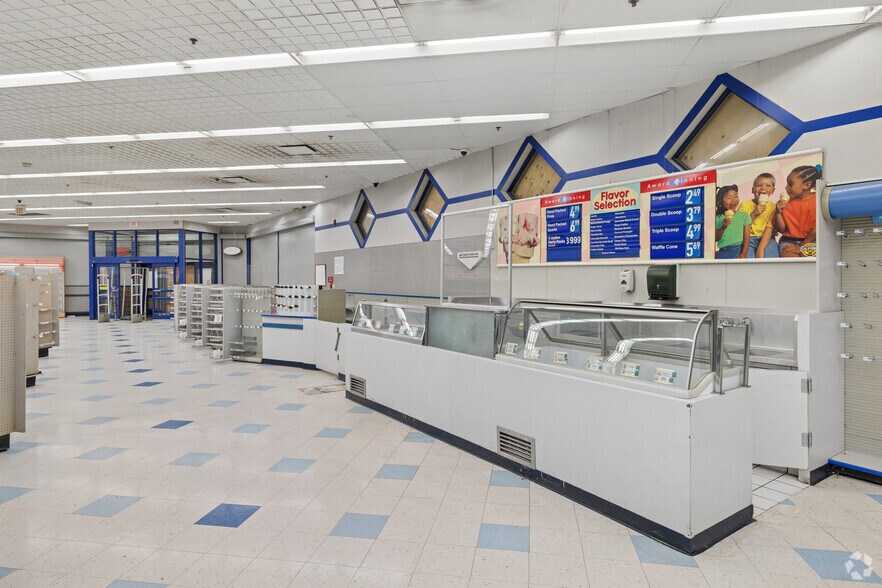 More Photos Of 1605 S San Jacinto Ave, San Jacinto Drugstore For Sale