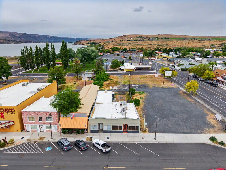 More Photos Of 330 Main Ave E, Soap Lake Freestanding For Lease