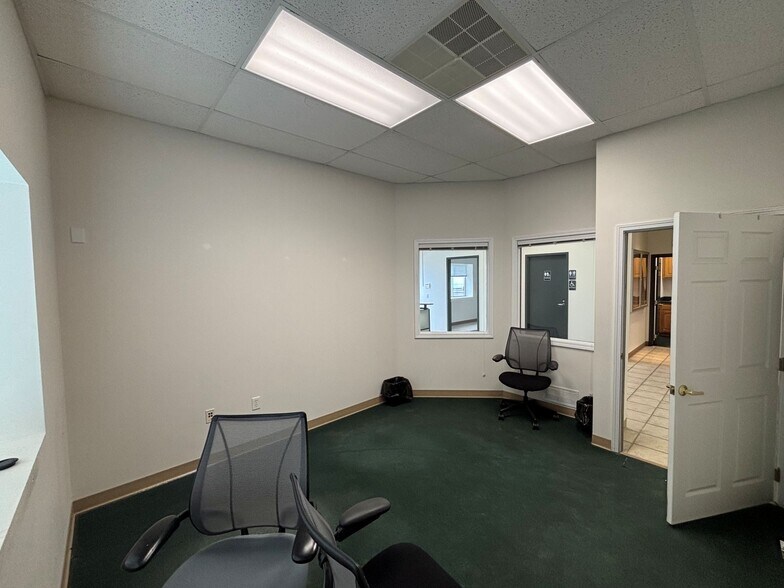 More Photos Of 2415 Ponderosa Dr, Lawrence Warehouse For Lease
