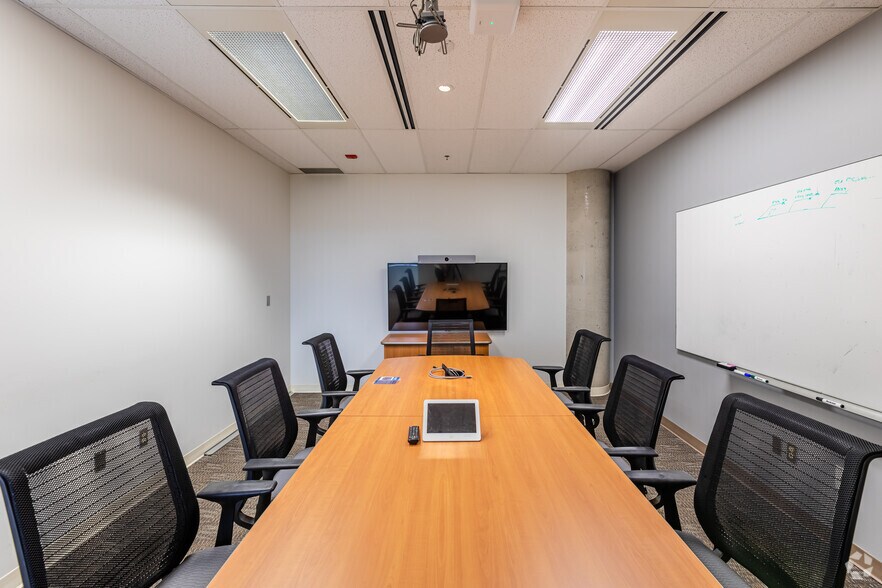 More Photos Of 770 Palladium Dr, Ottawa Office For Lease