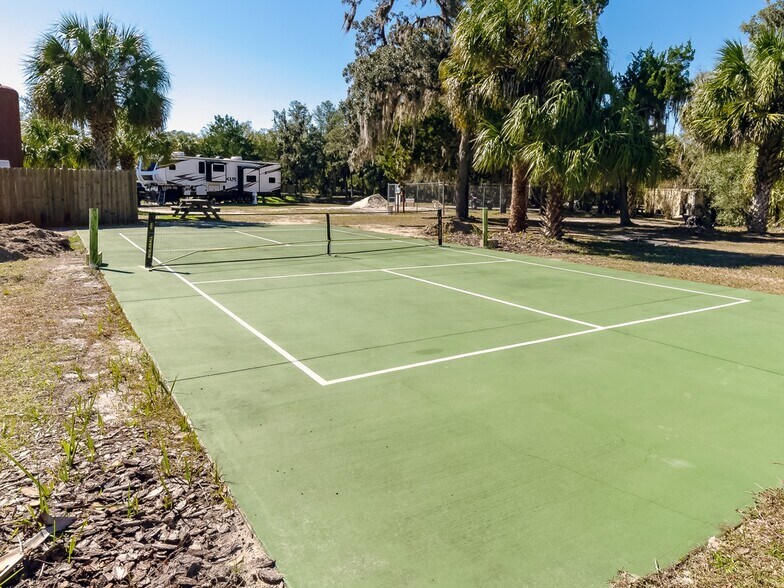 More Photos Of 11980 SW Shiloh Rd, Cedar Key Trailer Camper Park For Sale