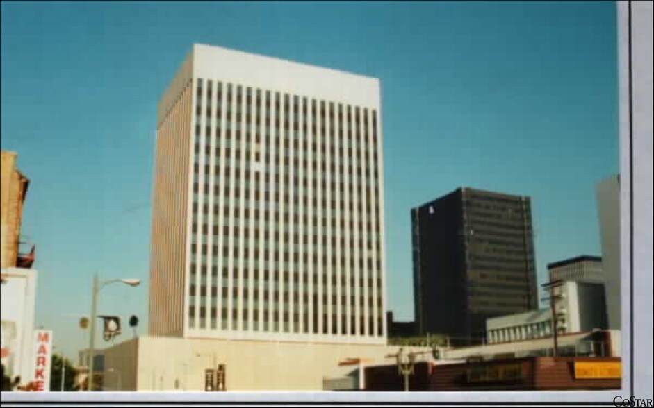 More Photos Of 3200 Wilshire Blvd, Los Angeles Office For Lease