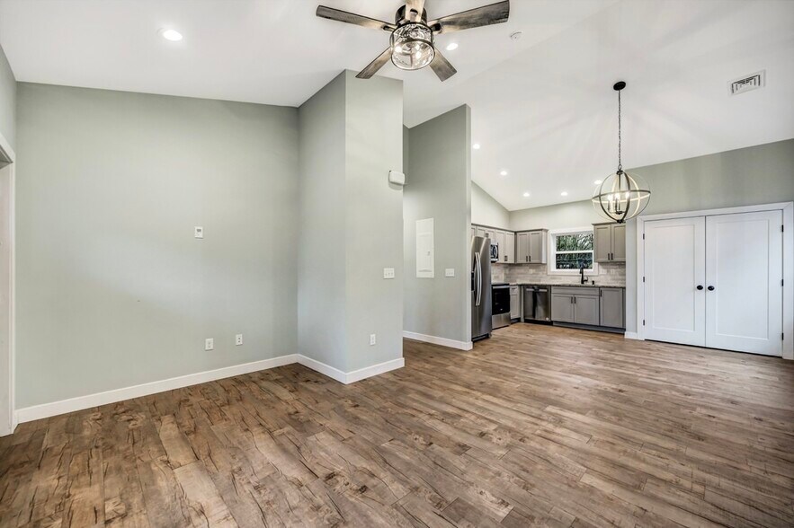 More Photos Of , Scranton Multifamily For Sale