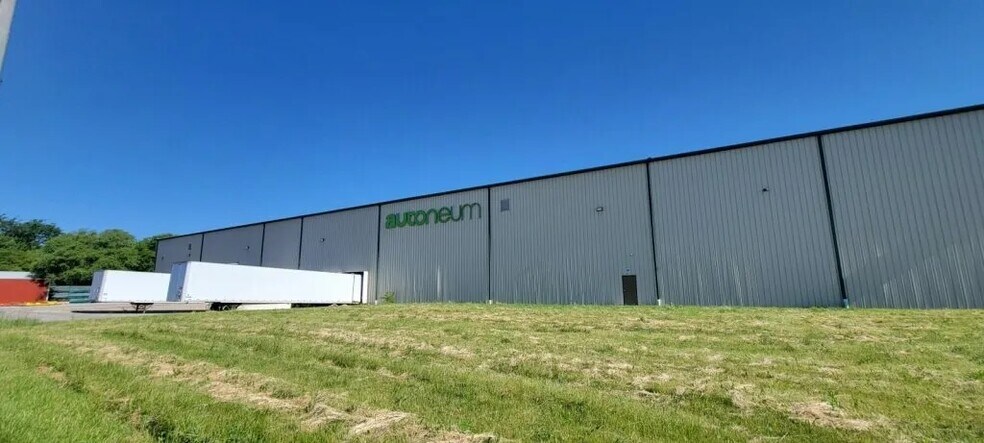 More Photos Of 4070 Spartan Dr, Oregon Warehouse For Lease
