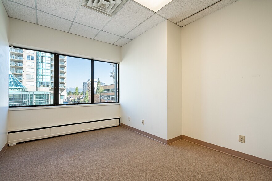 More Photos Of 550 Sixth St, New Westminster Office For Lease