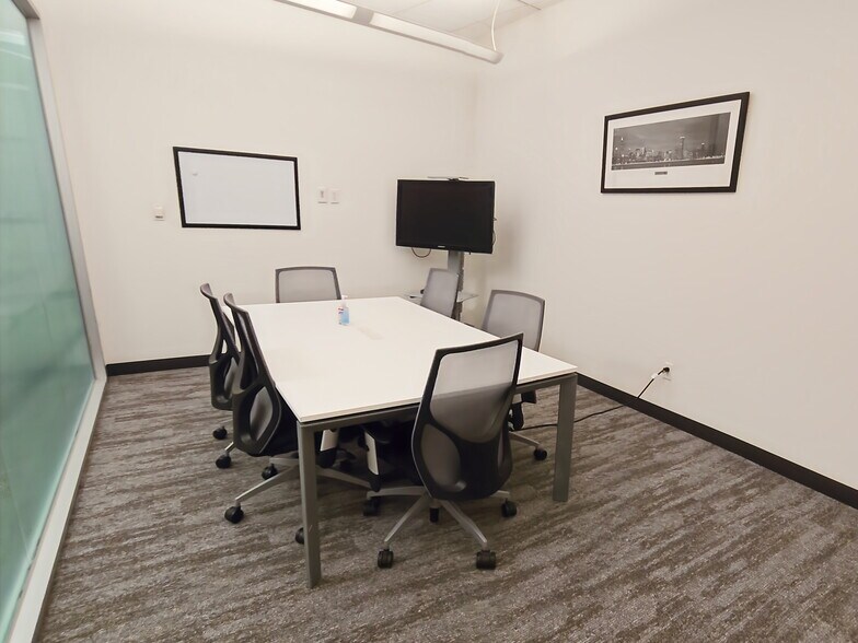 More Photos Of 60 E Rio Salado Pky, Tempe Coworking Space