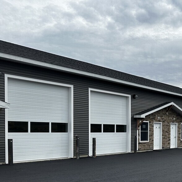 Primary Photo Of 524 Miller Rd, Clifton Park Warehouse For Lease