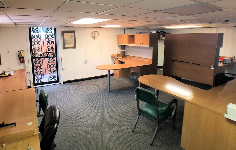 More Photos Of 402 Crain Hwy N, Glen Burnie Office For Sale