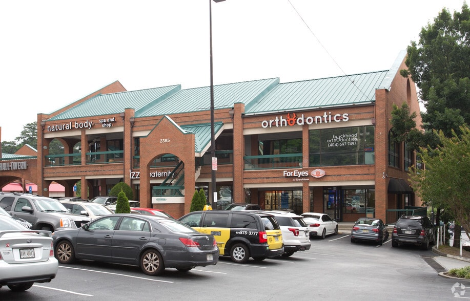 Primary Photo Of 2385 Peachtree Rd, Atlanta Freestanding For Lease