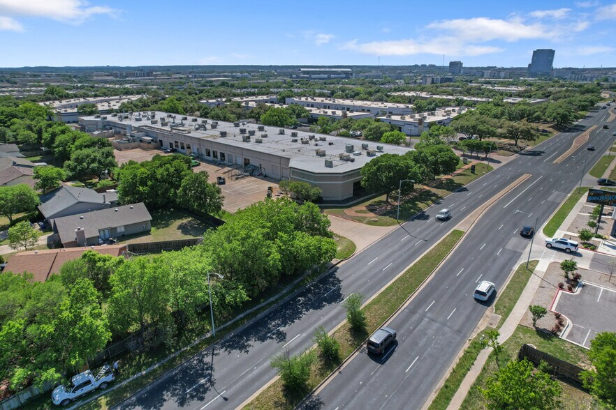 More Photos Of 2111 Braker Ln, Austin Unknown For Lease