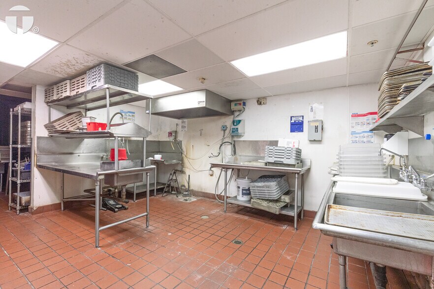 More Photos Of 1249 Howe Ave, Sacramento Restaurant For Lease