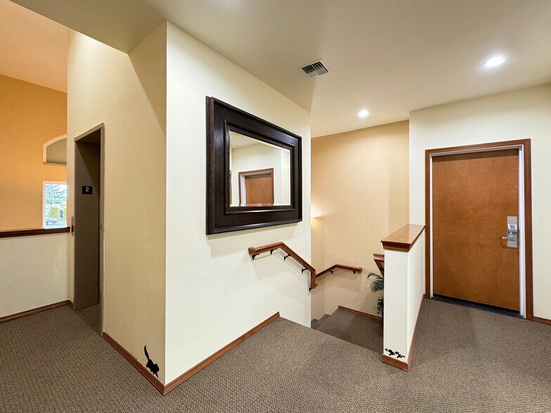 More Photos Of 534 N 5th Ave, Sequim Medical For Lease