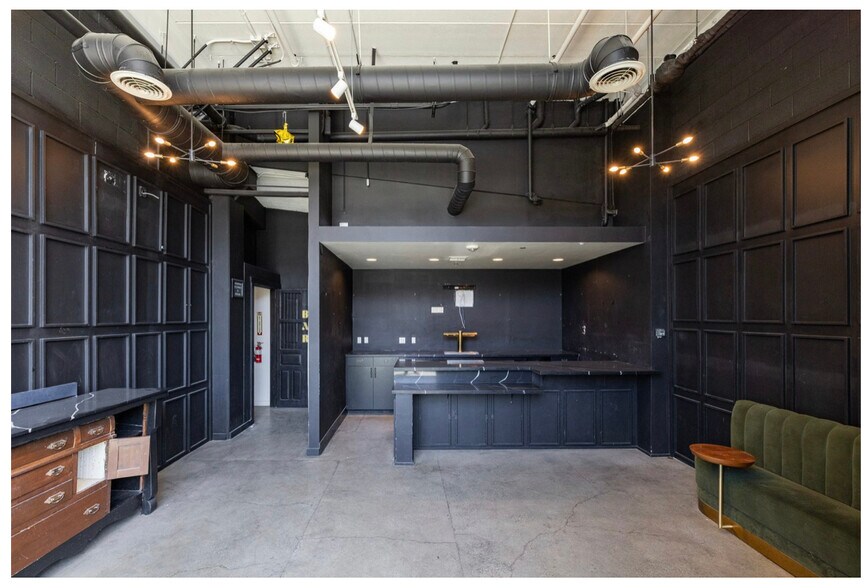 More Photos Of 600 S La Brea Ave, Los Angeles Storefront Retail Residential For Sale