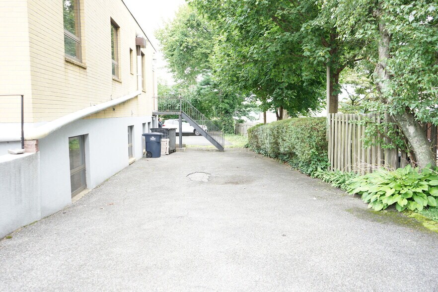 More Photos Of 55 Halstead Ave, Harrison Loft Creative Space For Lease