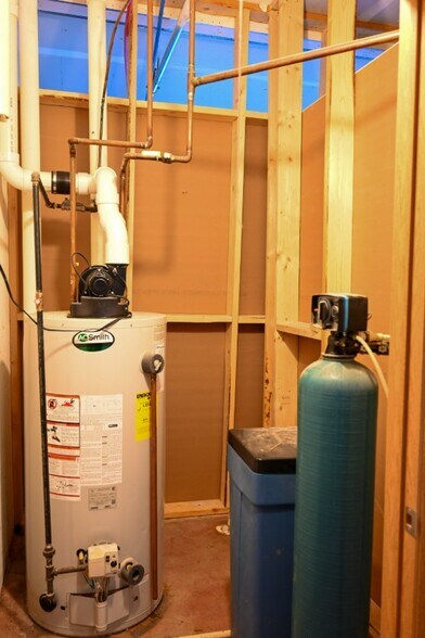 More Photos Of 2125 McComb Rd, Stoughton Unknown For Lease