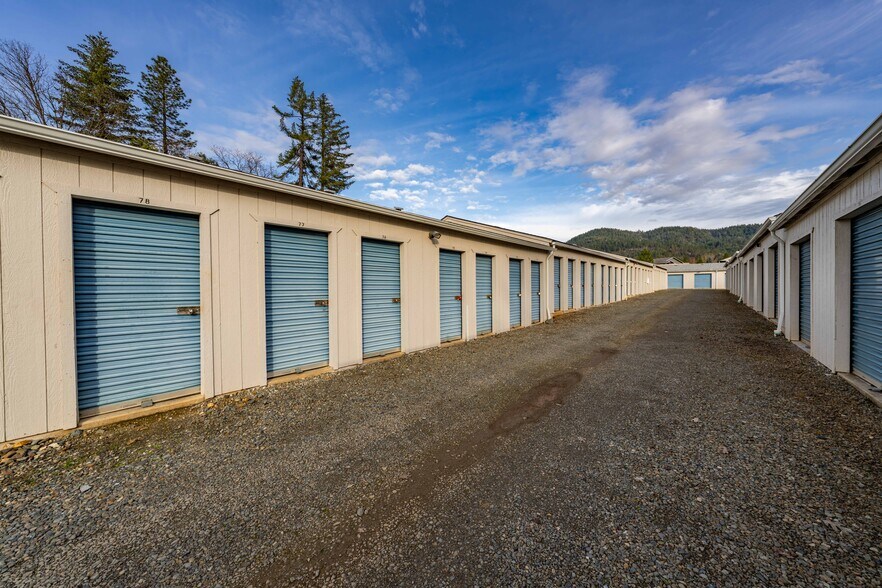 More Photos Of 25657 Redwood Hwy, Cave Junction Self Storage For Sale