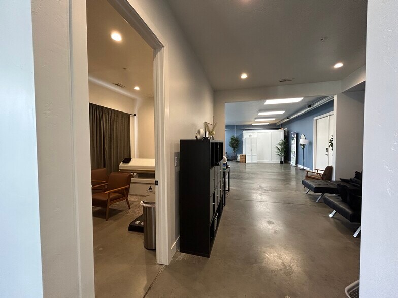 More Photos Of 564 W 700 S, Pleasant Grove Warehouse For Lease