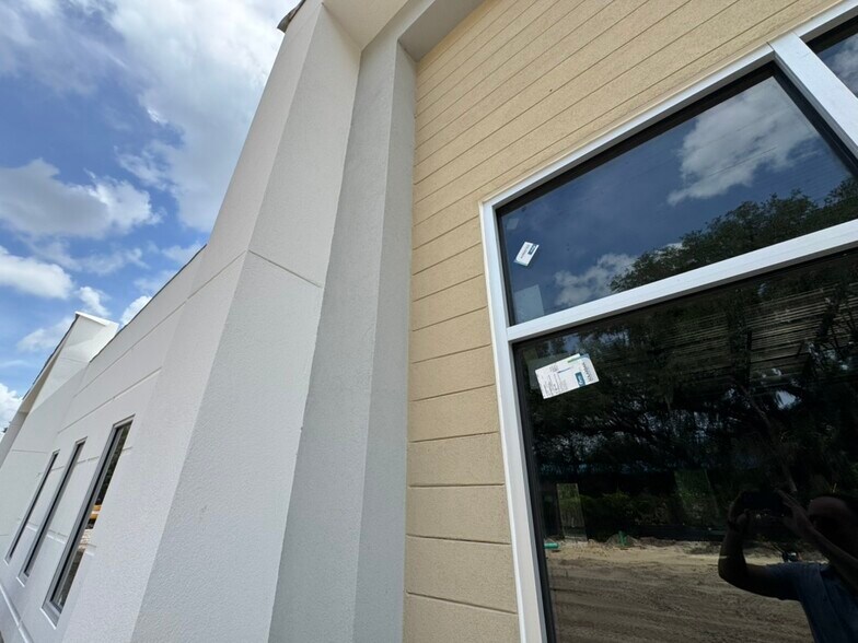 More Photos Of 2801 W Lake Mary Blvd, Lake Mary Medical For Lease