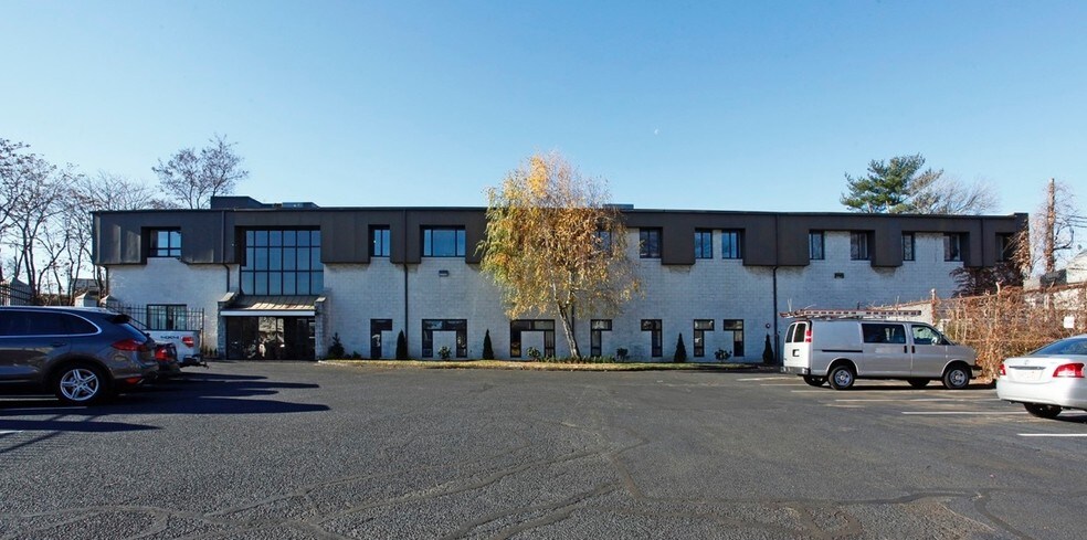 More Photos Of 500 Lincoln St, Allston Office For Lease