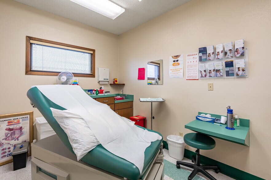 More Photos Of 8506 Wesley St, Greenville Medical For Sale
