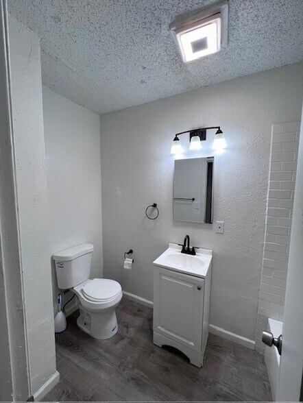 More Photos Of 2213 Sunrise Ave, Las Vegas Apartments For Sale