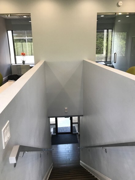More Photos Of 3810 Gunn Hwy, Tampa Office For Sale